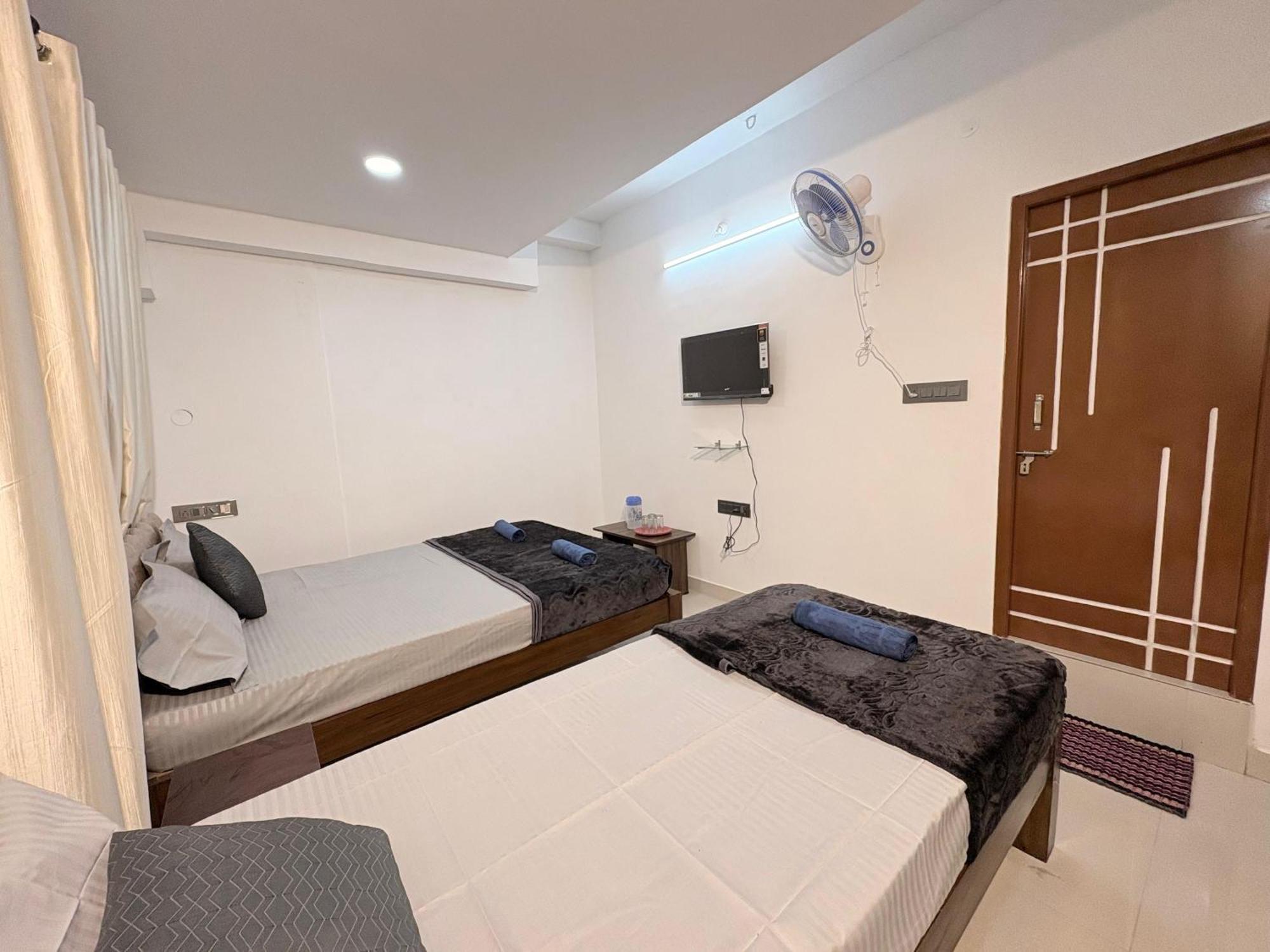 Spectra Inn Mysore Extérieur photo